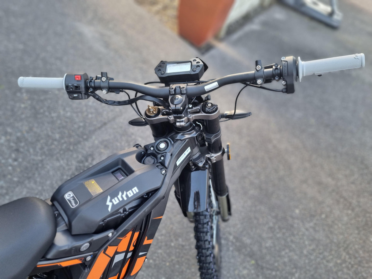 Sur-ron Light Bee Dirt Bike L1E - Road Legal Version - Electric Bike - surron - Electric Monkey NZ